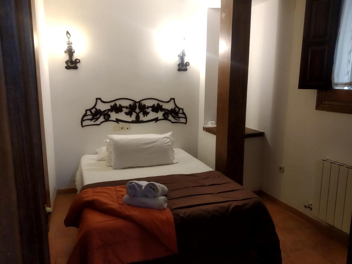 Apartamentos Santa Ana กรานาดา ภายนอก รูปภาพ