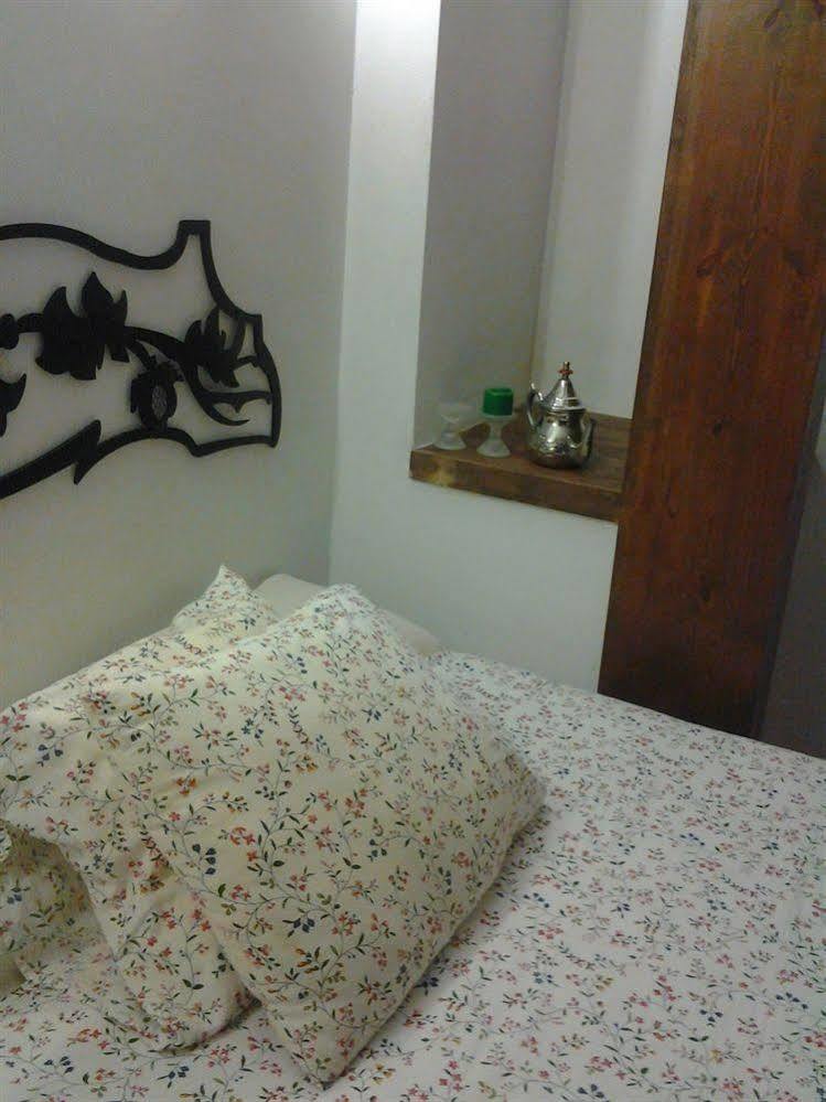 Apartamentos Santa Ana กรานาดา ภายนอก รูปภาพ