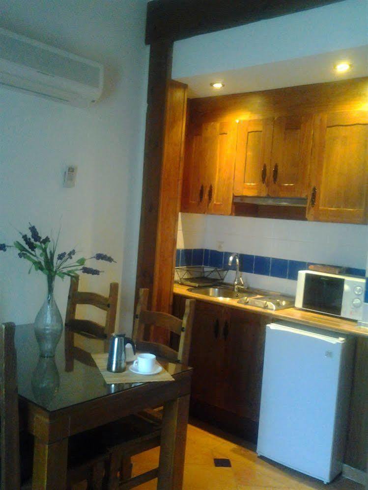 Apartamentos Santa Ana กรานาดา ภายนอก รูปภาพ