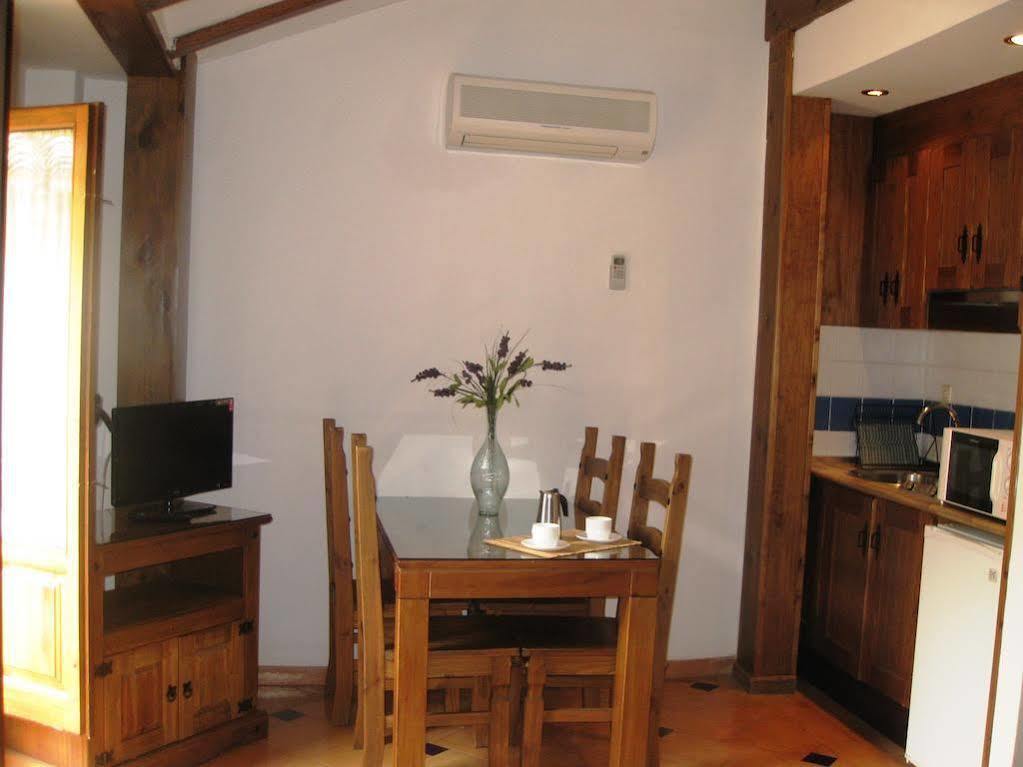 Apartamentos Santa Ana กรานาดา ภายนอก รูปภาพ